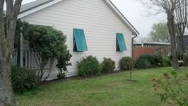 Bahamas / Colonial Shutters